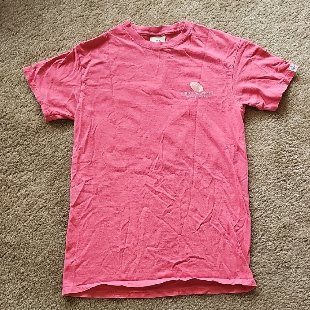 Simply Southern Coral Tailgates Touchdowns Tee Small